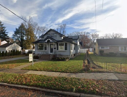 Advantage Tax Services-Tax preparation service