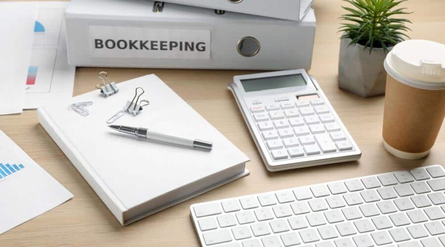 How Delaware Entrepreneurs Can Simplify Finances with Monthly Bookkeeping and Strategic Tax Planning